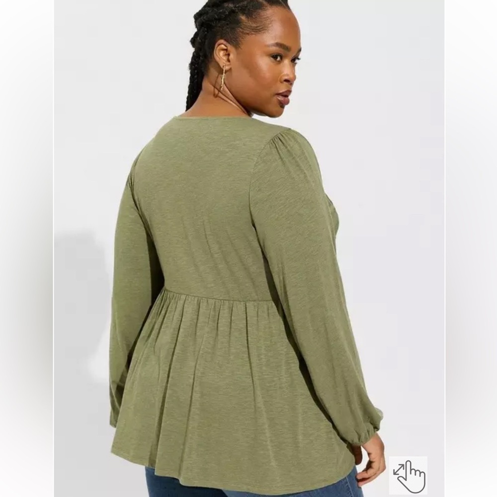 TORRID lace up, empire waste top - Picture 4 of 10
